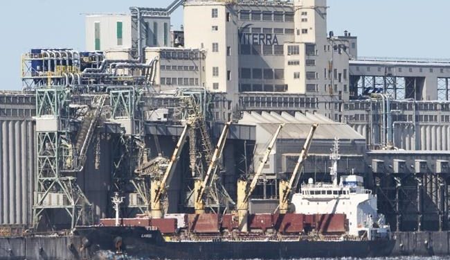 Shipping industry warns of disruptions from potential strike at Port of Montreal