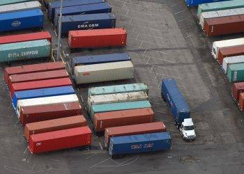 Port of LA digital cargo tracking portal wins ‘Gamechanger’ award from civil engineers – Daily Breeze