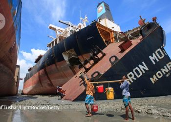 Boom in ships that fly ‘fake’ flags and trash the environment
