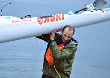 Kayaker slices from Tacoma to PT to win race